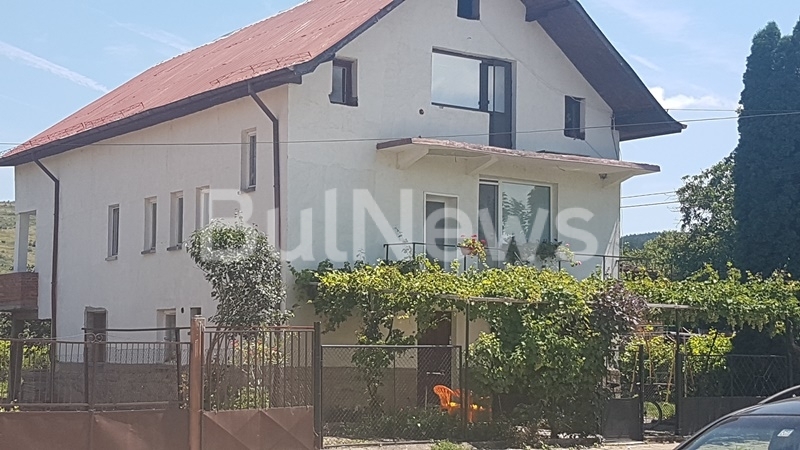 Къща в Криводол е била обсадена от полицията тази сутрин