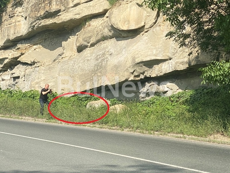 Извънредно! Намериха разложен труп на човек на Е-79 край Мездра /снимки/