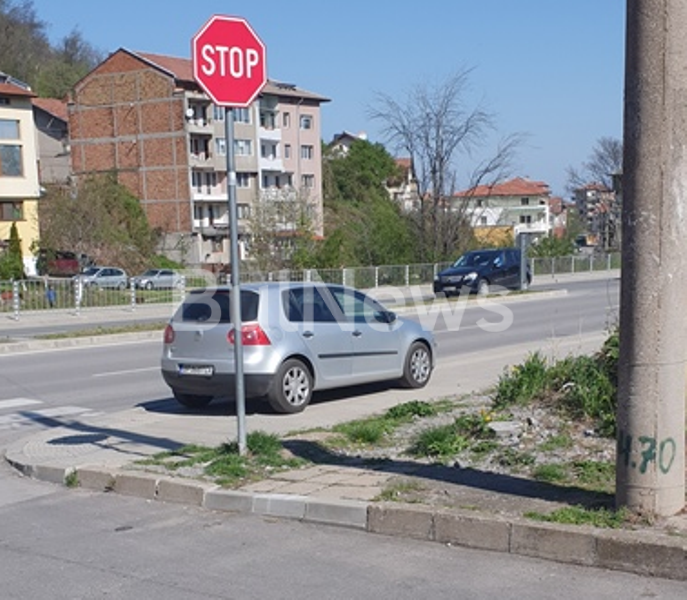 Още едно безумно паркиране вбеси врачани научи агенция BulNews За