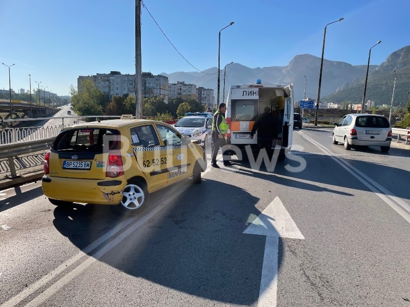 Тежка катастрофа с колата на най известния таксиджия във Враца Ивайло