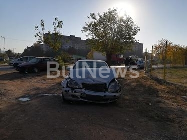 Тежка катастрофа е станала на кръстовище във Враца видя първо