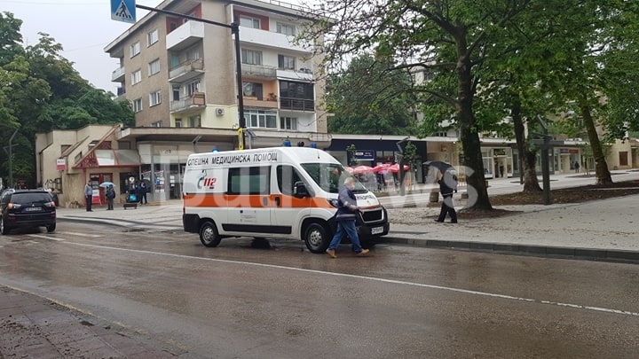 Линейка долетя в центъра на Враца видя репортер на BulNews