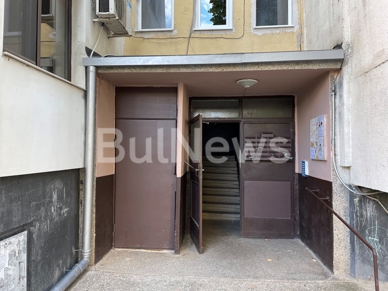 Скандал и домашно насилие във Враца завършиха със запалена врата