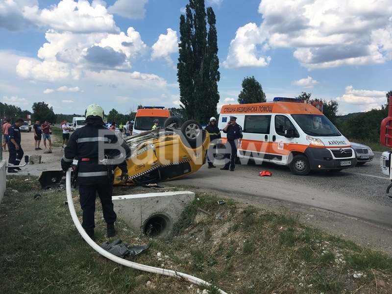 Починал е шофьорът на таксито който катастрофира на пътя за