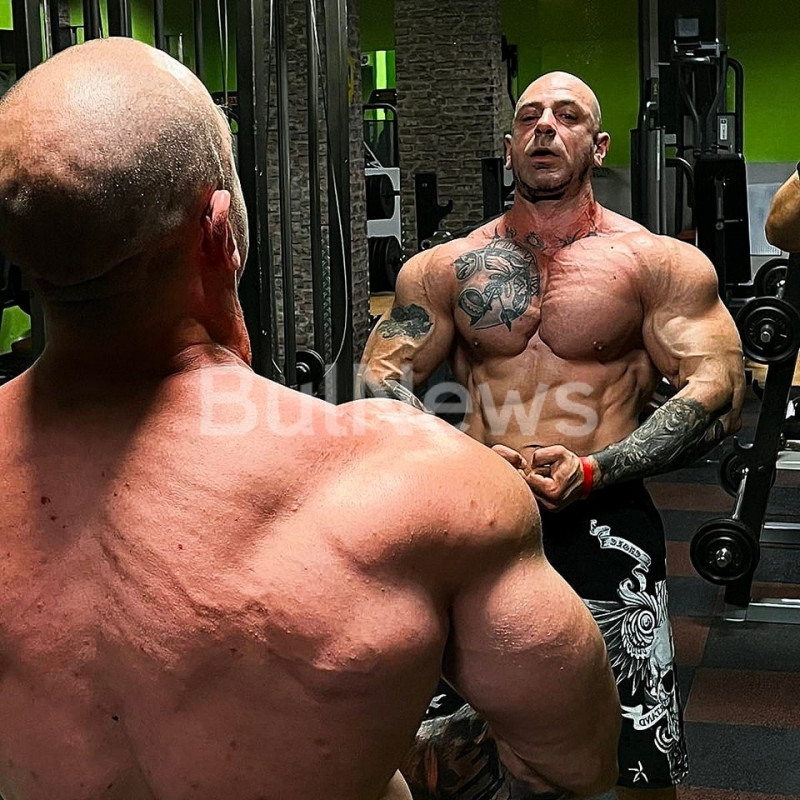 Стана ясно кой е инструкторът от Враца чийто Мерцедес изгоря