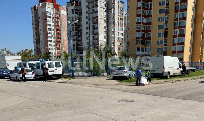 Извънредно! Дете пострада при катастрофа между бус и кола във Враца, в болница е /снимки/