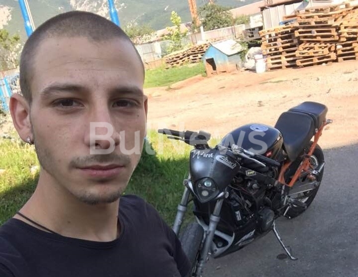 Агенция BulNews bg получи ексклузивни снимки на загиналия днес младеж в