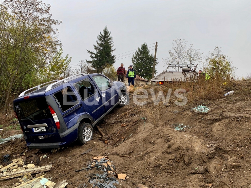 Зрелищна катастрофа е станала рано тази сутрин на главен път