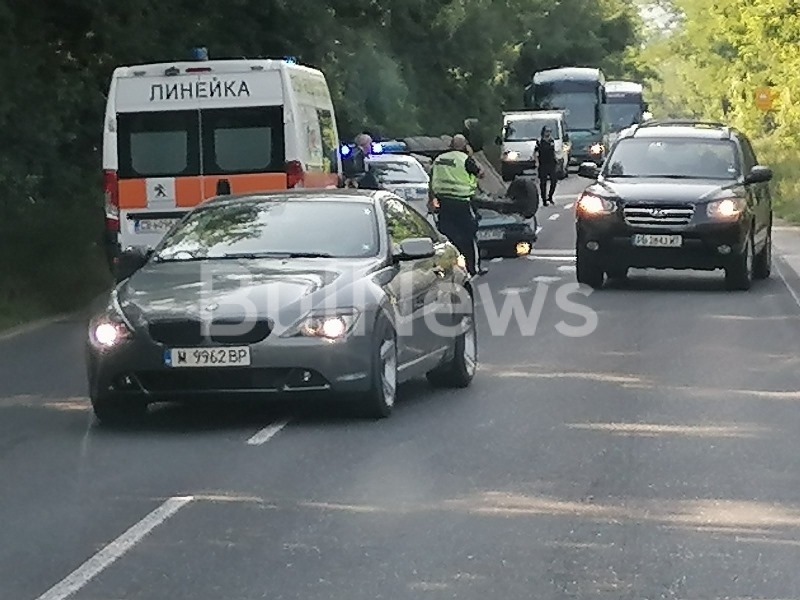 Тежка катастрофа е станала на главен път Е 79 между Мездра