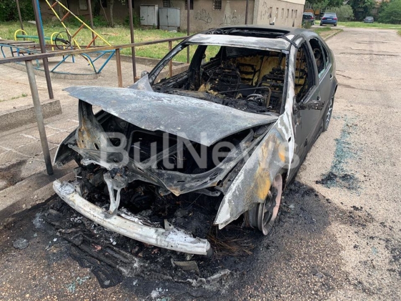 Драснаха клечката на кола във Враца съобщиха от МВР Случилото