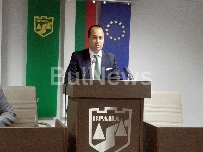 Врачанските общински съветници приеха предложението на кмета Калин Каменов задълженията