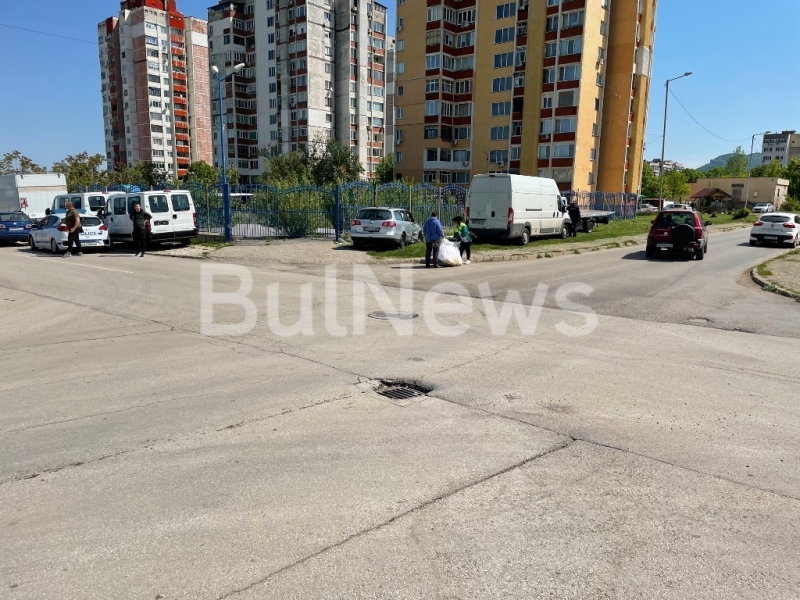 Дете е пострадало при катастрофа в жилищен комплекс Дъбника във