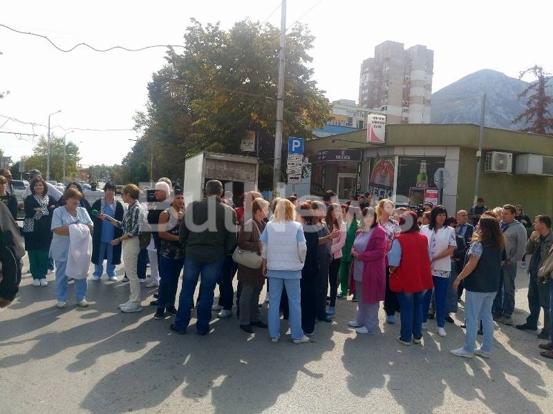 Лекарите от врачанската болница отново блокираха възловият булевард 2 ри