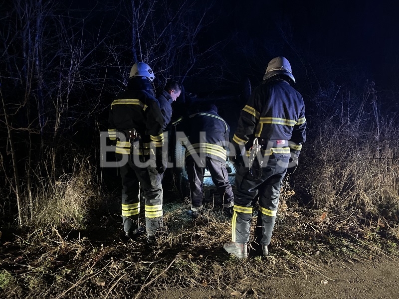 Тежка катастрофа с кола с 5 деца е станала преди