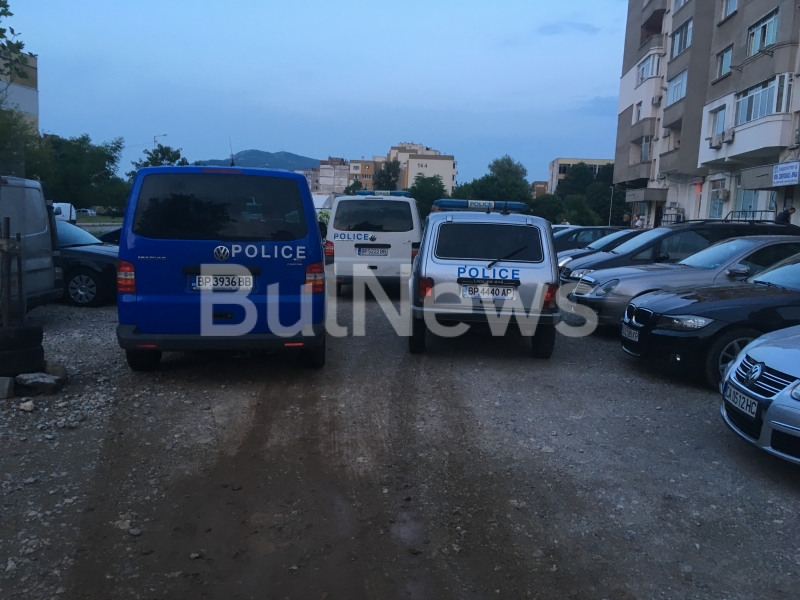 Прострелялото се вчера момиче във Враца е починало научи агенция