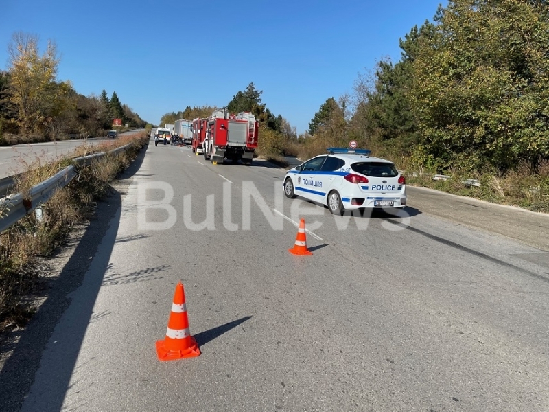 Катастрофа между два ТИР а блокира входа на Враца откъм Мездра