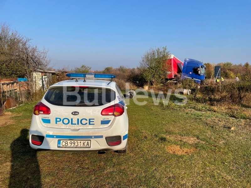 Унгарски ТИР катастрофира на обхода на Враца видя първо репортер