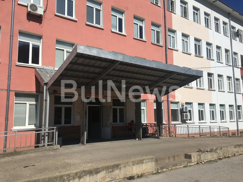 Необичайна лекарска помощ са оказали снощи виделите какво ли не