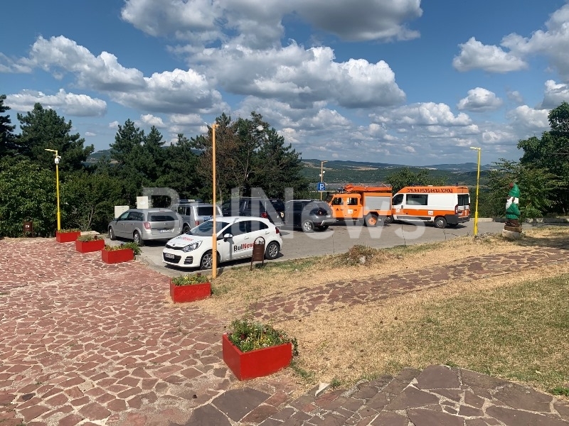 Планинар е намерил обесен човек в Балкана над Хижата във