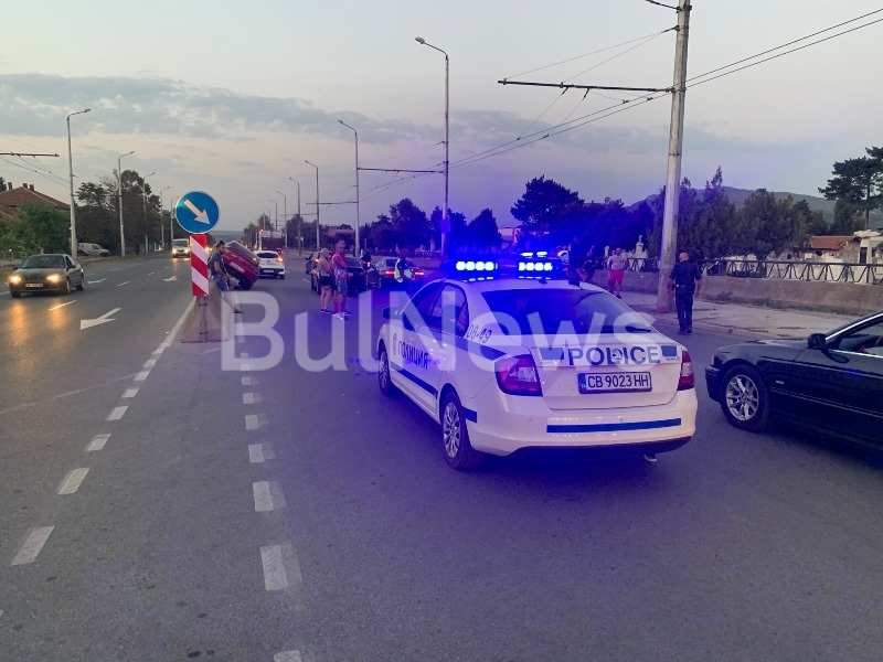 Катастрофа е станала преди минути на булевард във Враца видя