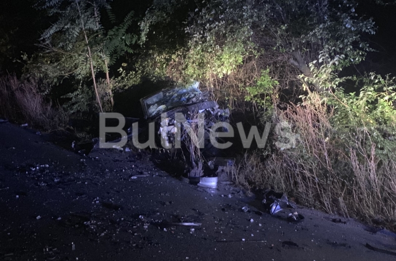 Починал е шофьорът на леката кола Мазда която беше ударена