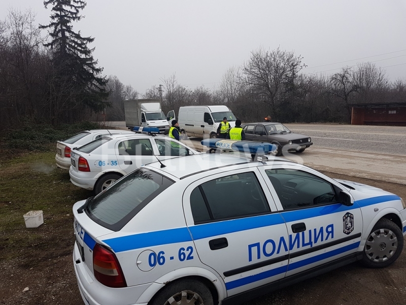 15 са санкционираните нарушения при полицейската акция край Враца съобщиха