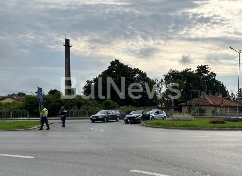 Дрогиран софиянец затапи оживено кръстовище във Враца след като бе