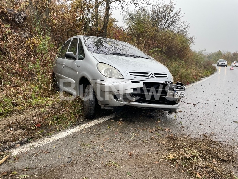 В рамките на минути е станала втора катастрофа на пътя