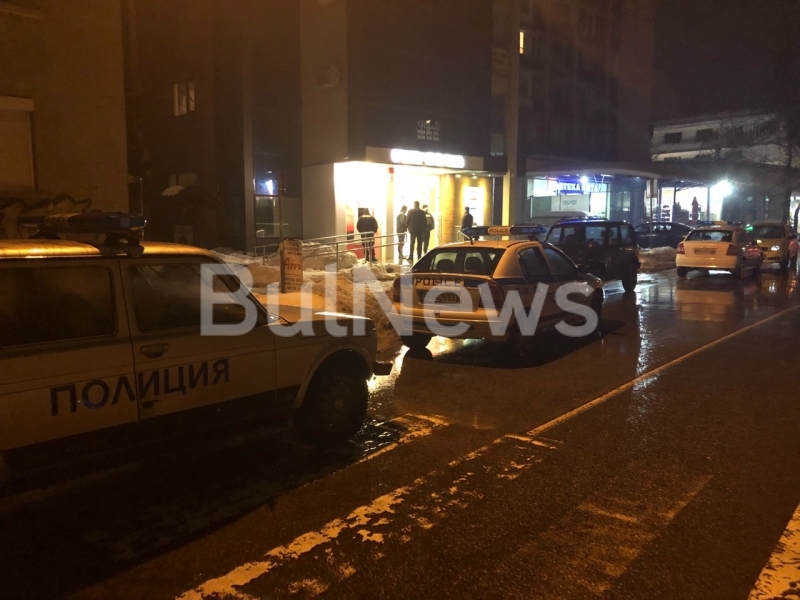 Тази нощ е бил направен опит да бъде обрана УниКредит