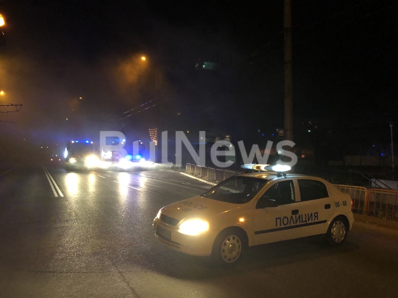 Голям пожар е избухнал преди минути във Враца видя първо