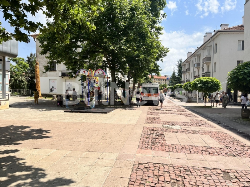 Летните  жеги вече започнаха да се отразяват на хората научи