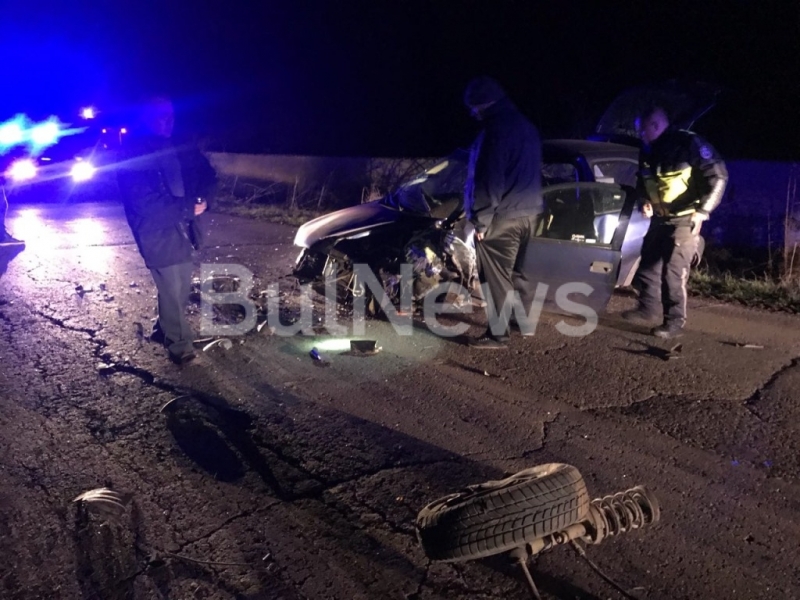 Полицията излезе с подробности за жестоката катастрофа с две коли