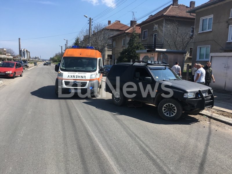 Тежка катастрофа е станала преди минути във Враца видя само