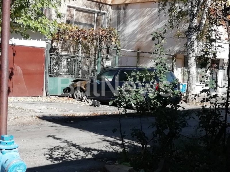 Агенция BulNews се сдоби с ексклузивни кадри на изгорялата кола