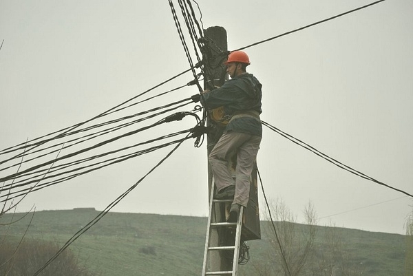 Служител на електроразпределиделното дружество 39 39 ЧЕЗ 39 39 е подал сигнал за липсващ