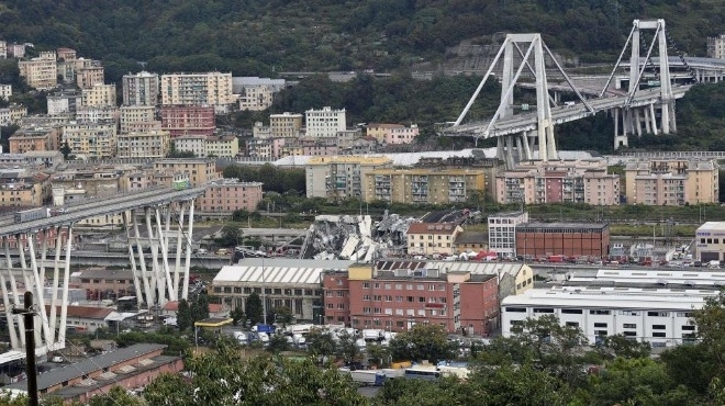 Български шофьор на ТИР е оцелял по чудо при срутването