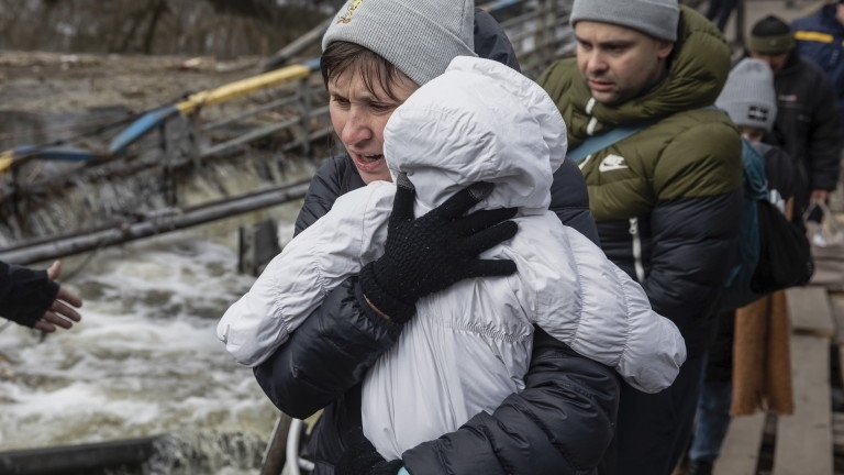 Украйна няма да отвори днес нито един хуманитарен коридор защото