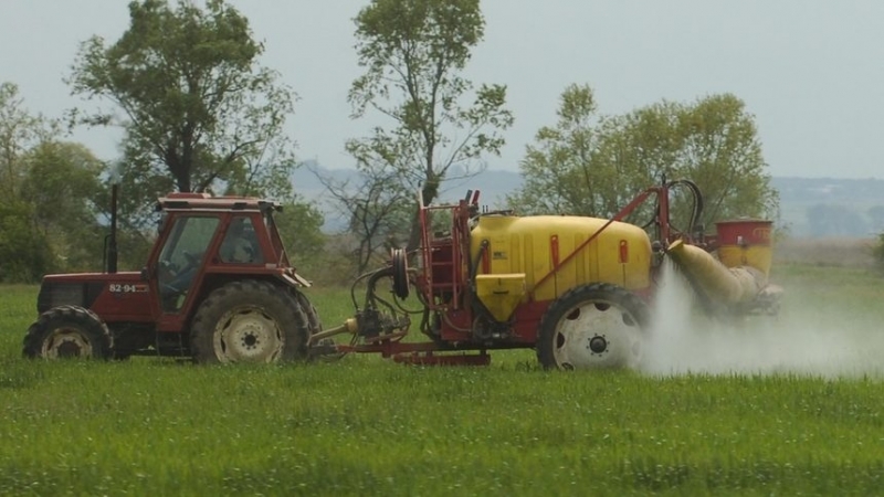 За съмнения за използването на опасни пестициди алармират жителите на