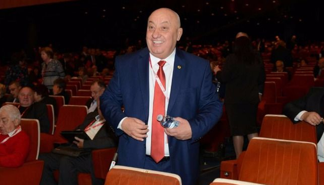 Лидерът на пловдивските социалисти Георги Гергов избяга от конгреса Второто