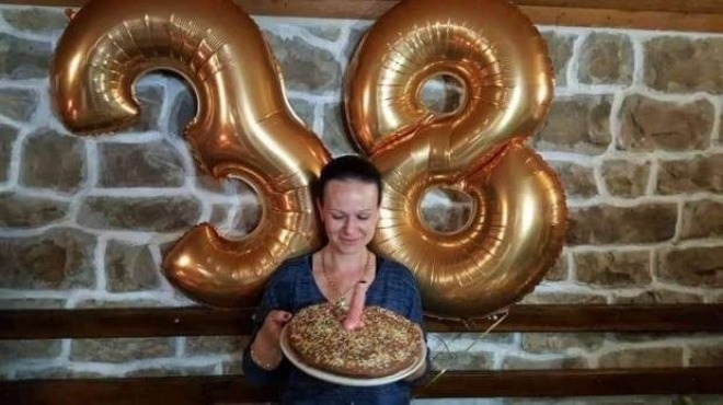 Красимира Стоянова директорката на ОУ Г С Раковски в несебърското село Оризаре