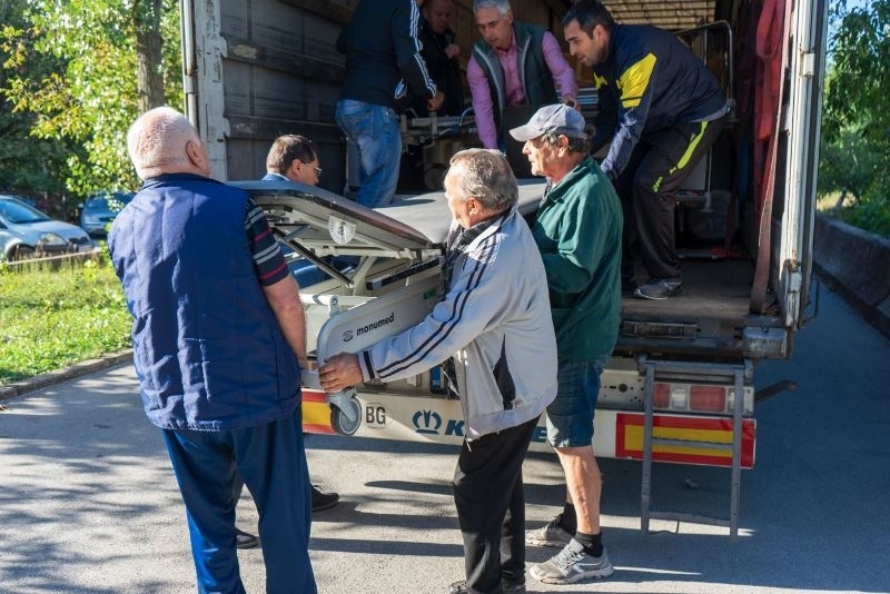 Многопрофилната болница за активно лечение в Мездра получи дарение от