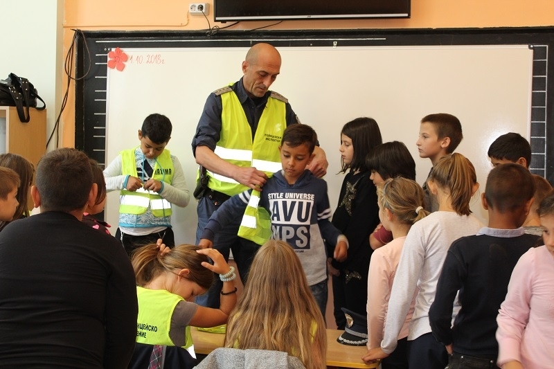 Днес с тържествени церемонии в училищата в Белоградчик Брегово и