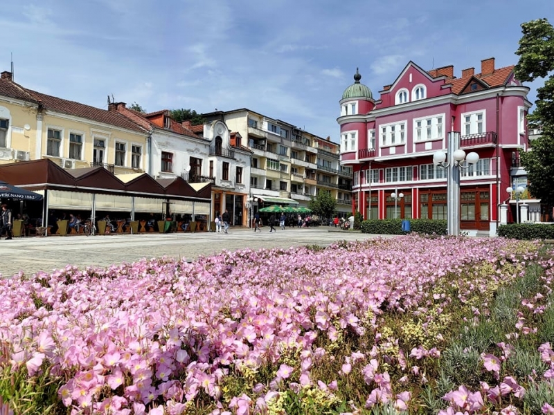 Фолклорен спектакъл На тлаката край реката ще има в Лом