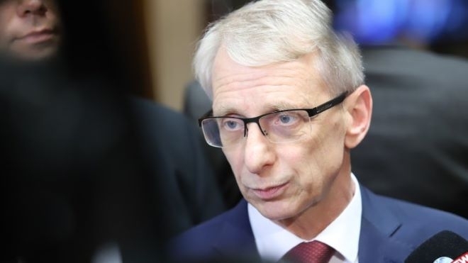 Никога и по никакъв повод не съм се срещал с