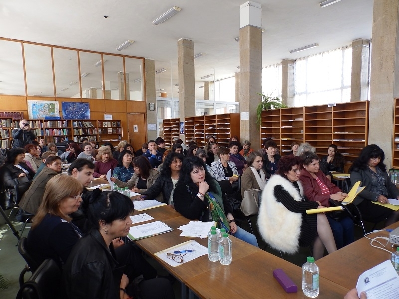 Регионален семинар на тема Герои и признателност военни паметници в