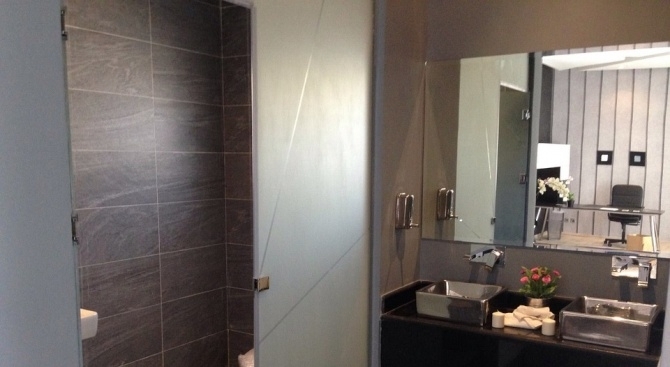 Популярен YouTube канал бе спрян след като баща прави шега