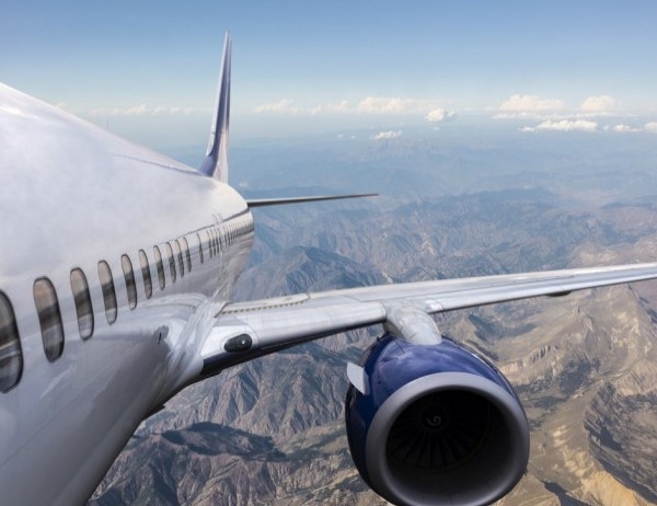 Полет UB 103 на Мианмарските авиолинии се приземил в популярния туристически