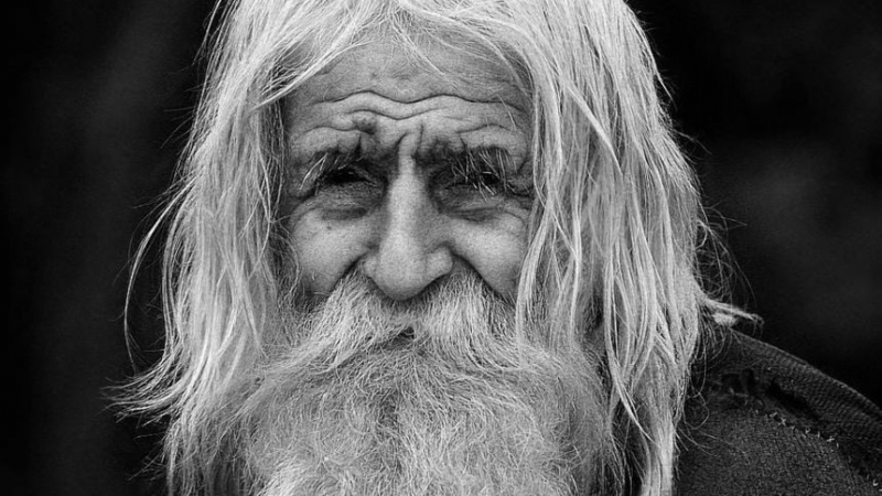 Сдружение Азбукари започна кампания за изграждане на Монумент Дядо Добри