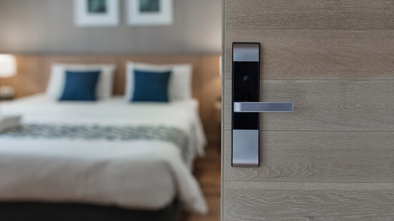 Общо над 3 8 млн туристи са пренощували в места за