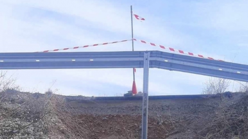 Свлачище заплашва единствения път до видинското село Старопатица За проблема